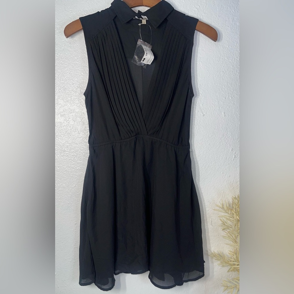 Foreign Exchange mini dress black size Small New with tag attach to it